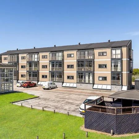Bad, Lejl, 61 Apartment